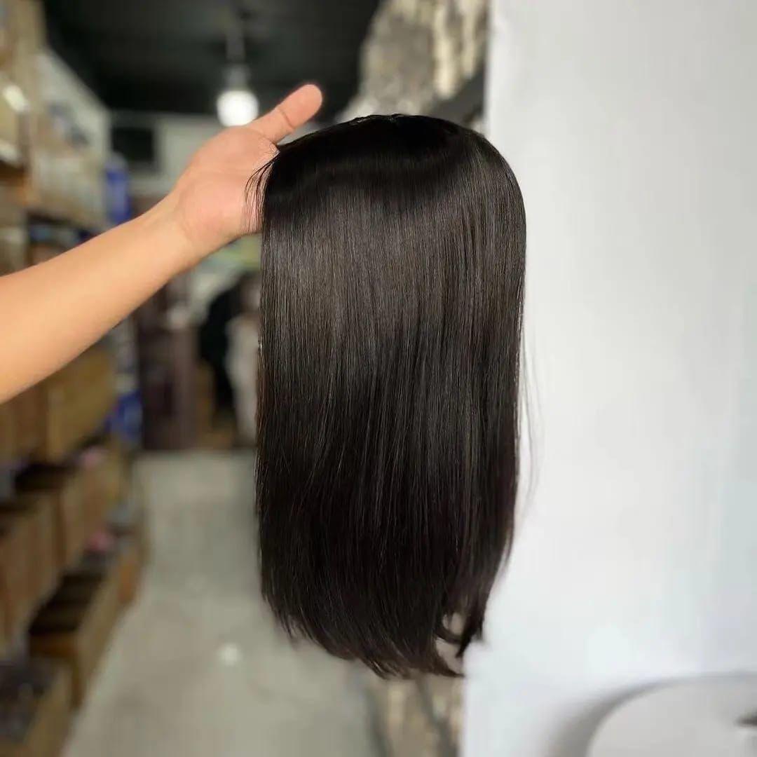 CrownLift 20-Inch Mono Topper showing hair colour, parting and topper shape